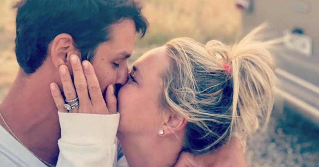 Miranda Lambert Pregnancy Buzz: Unraveling the Rumors and Realities
