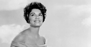 is connie francis still alive