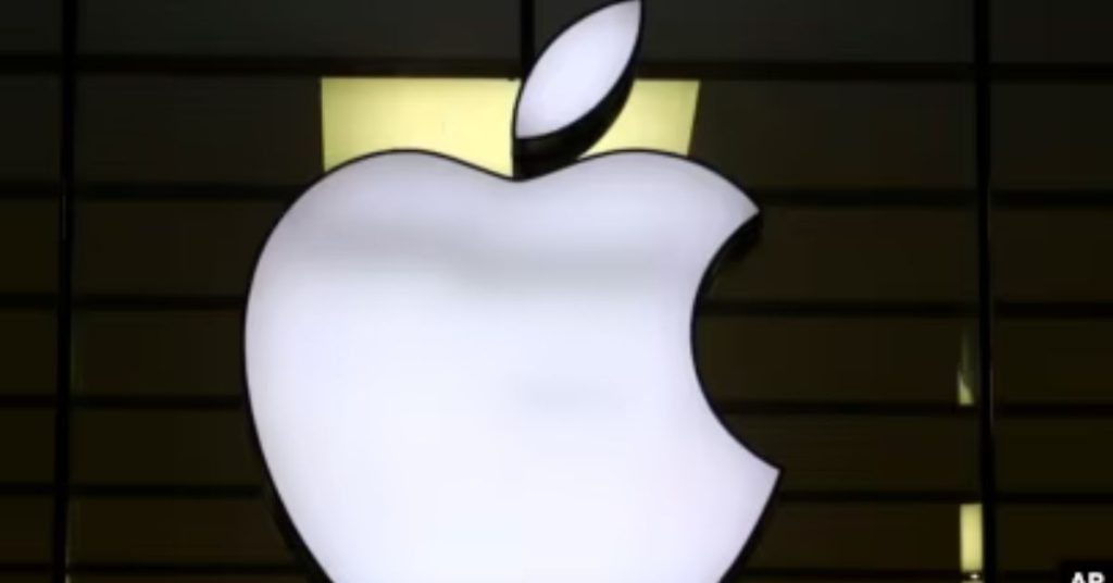 EU fines Apple for favoring its own music streaming service