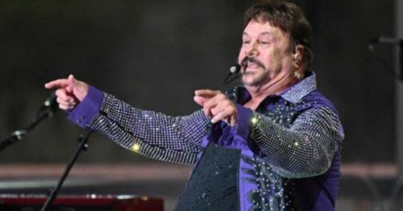 Unveiling the Enigmatic Life of Harry Wayne Casey Wife: Lisa Casey