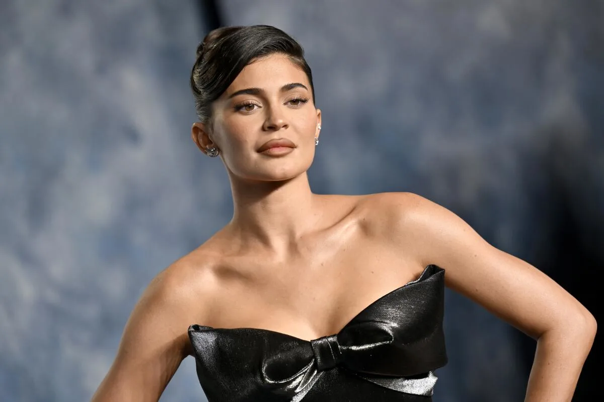 Cosmetic Procedures on Kylie Jenner’s Career and Life